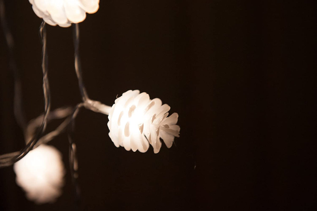 LED Lantern Hanging String Lights - Battery-Powered (30 LED LIGHTS)