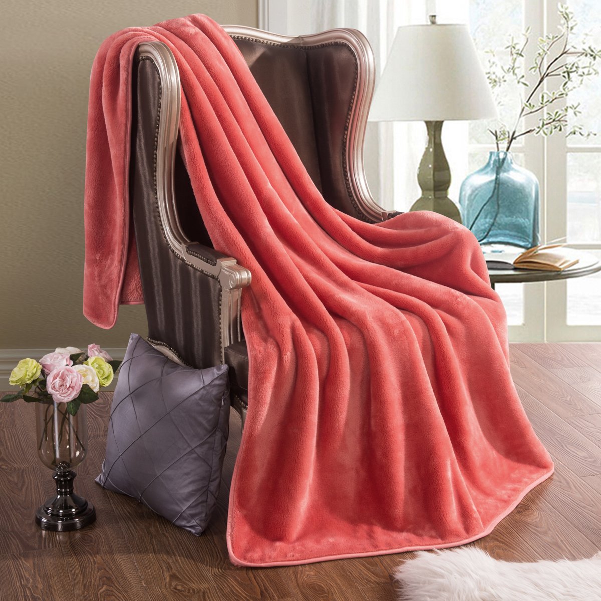 Hyseas Heavy and Thick Blanket, Extra Soft and Plush Bed Blanket (Coral, Queen, 90 x 90 in)